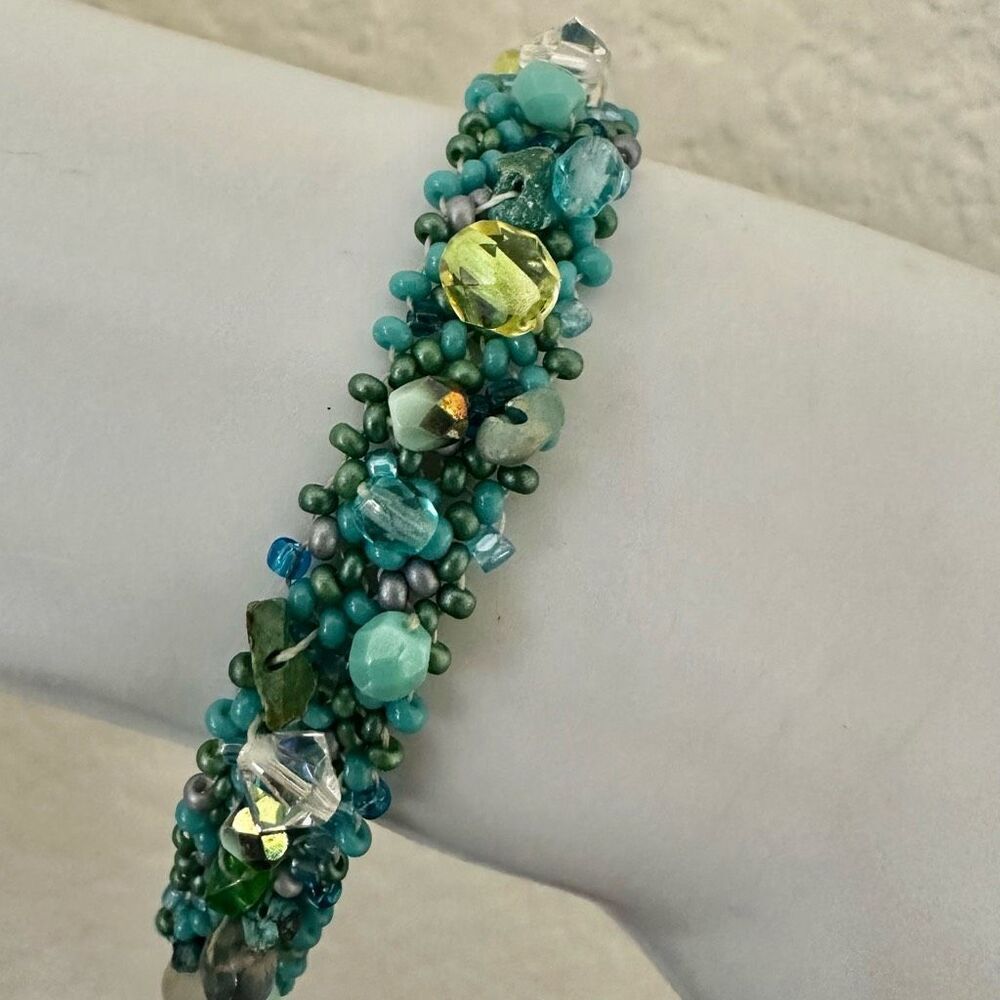 Blue beaded bracelet